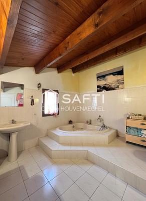 Bastide - 209 m² - 6 pièces