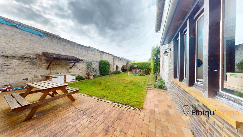 Maison ancienne - 151 m² - 6 pièces