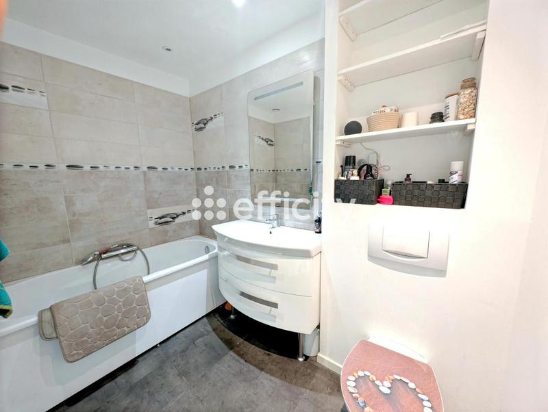 Maison - 150 m² - 8 pièces