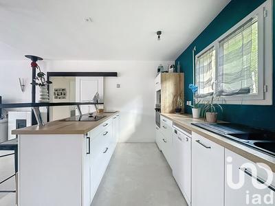 Maison - 94 m² - 5 pièces