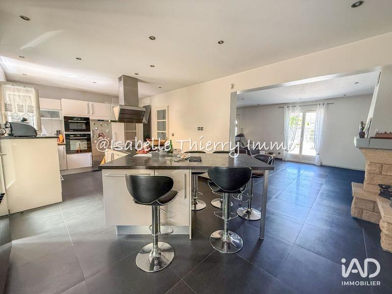 Maison - 146 m² - 5 pièces