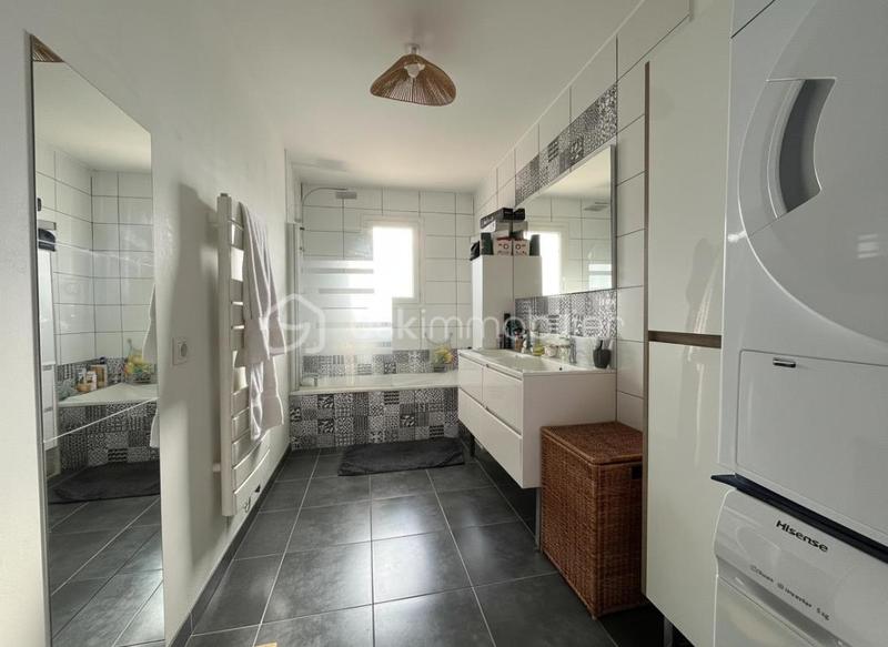 Maison - 84 m² - 4 pièces