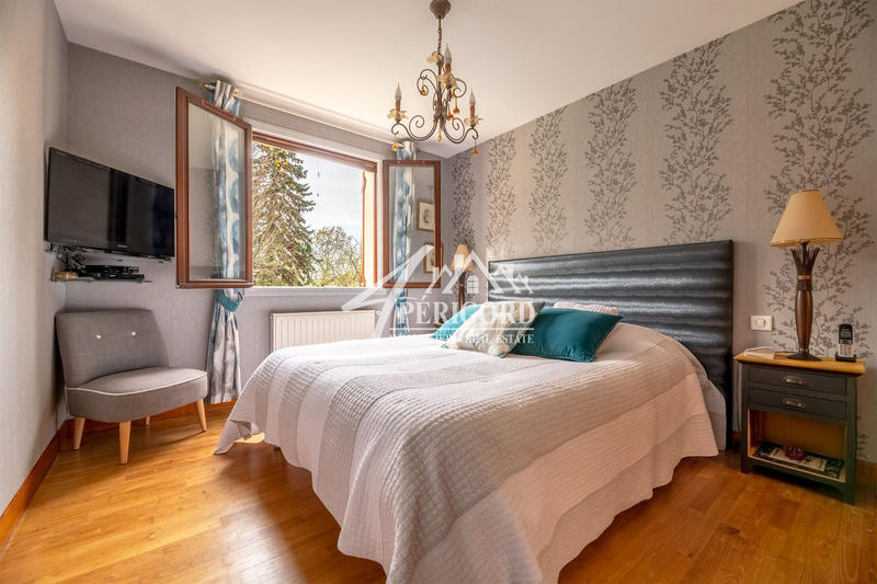 Maison - 103 m² - 5 pièces