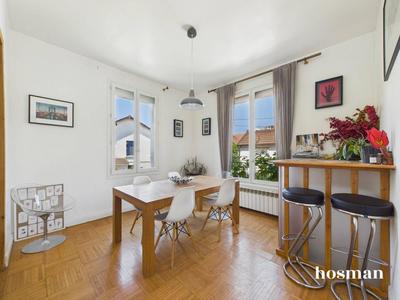 Maison - 80 m² - 4 pièces