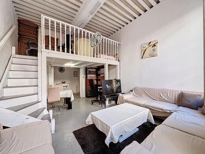 Appartement - 83 m² - 3 pièces