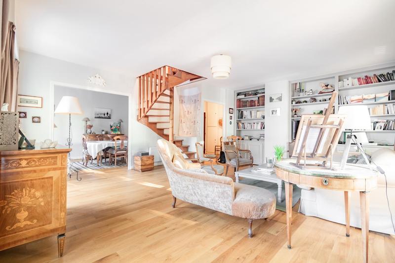 Appartement - 168 m² - 7 pièces