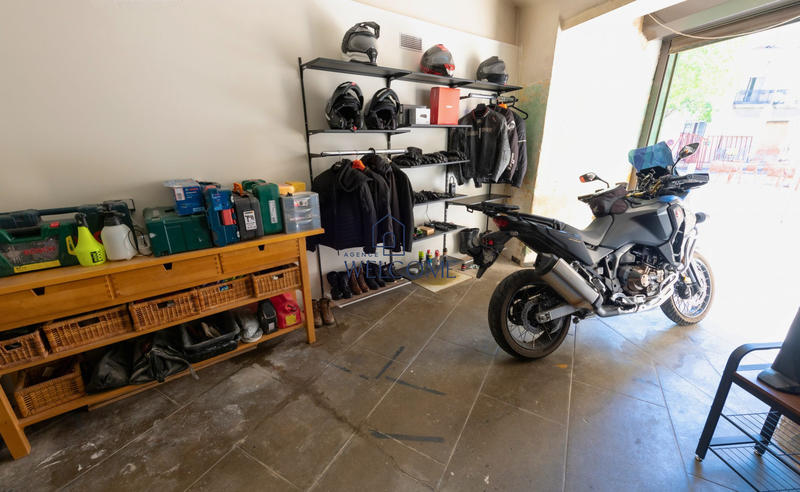 Maison - 104 m² - 4 pièces