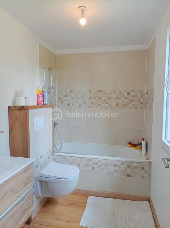 Maison - 123 m² - 6 pièces