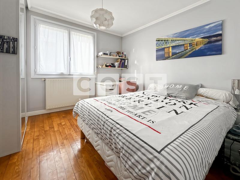 Appartement - 77 m² - 4 pièces