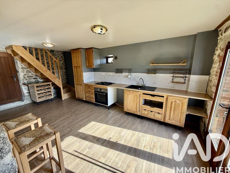 Maison - 92 m² - 4 pièces