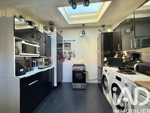 Maison - 82 m² - 5 pièces