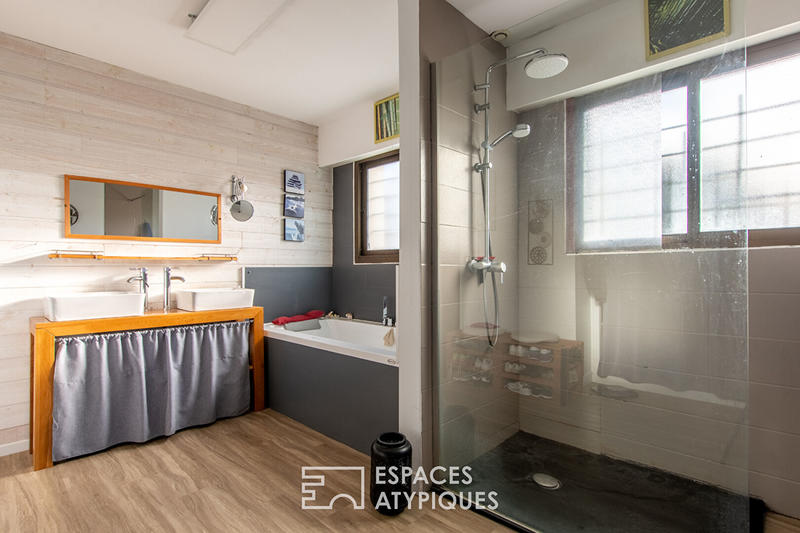 Maison - 185 m² - 7 pièces