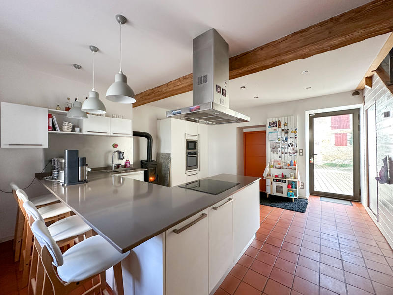 Maison - 186 m² - 6 pièces