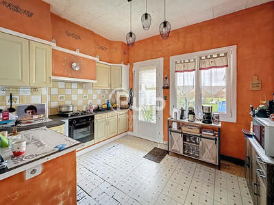 Maison - 135 m² - 8 pièces