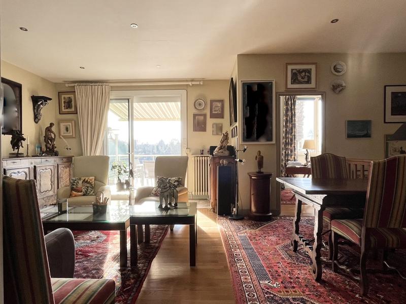 Maison - 196 m² - 6 pièces