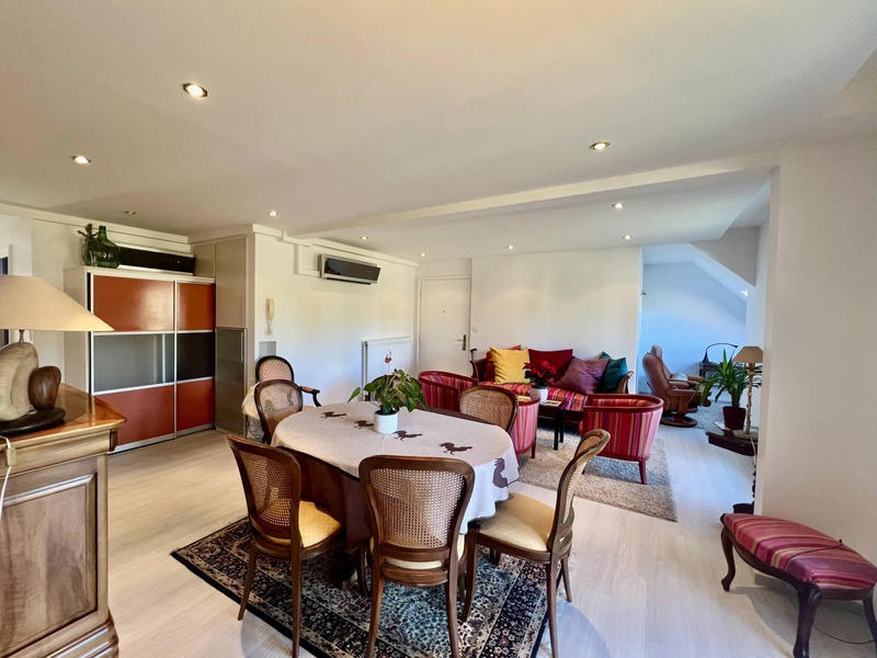 Appartement - 80 m² - 3 pièces