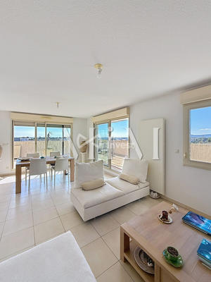 Appartement - 80 m² - 3 pièces