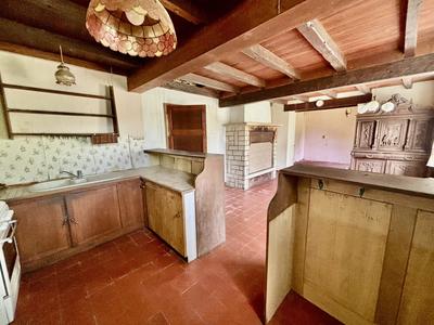 Maison traditionnelle - 228 m² - 4 pièces