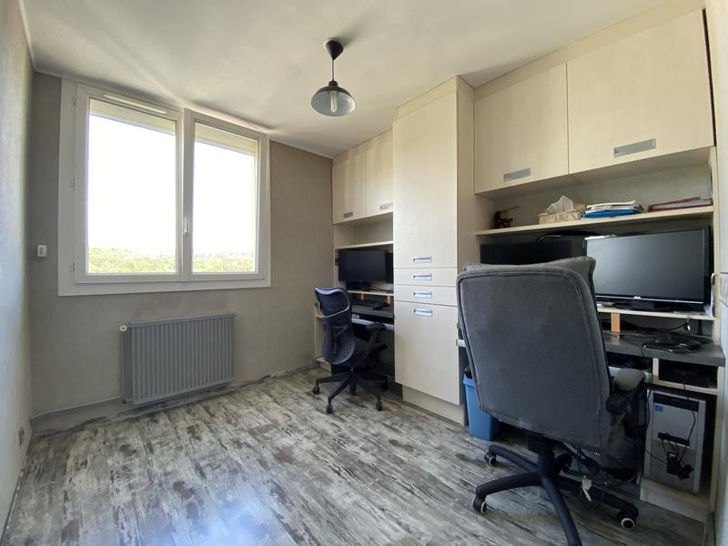 Appartement - 81 m² - 4 pièces