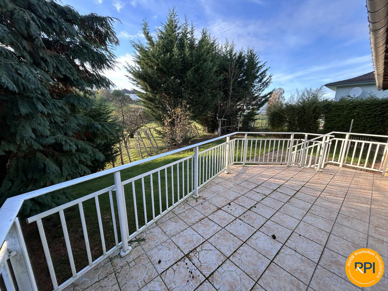 Maison - 102 m² - 4 pièces