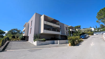 Appartement - 88 m² - 4 pièces