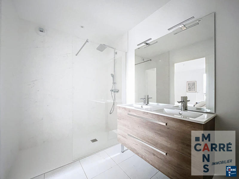 Appartement - 160 m² - 5 pièces