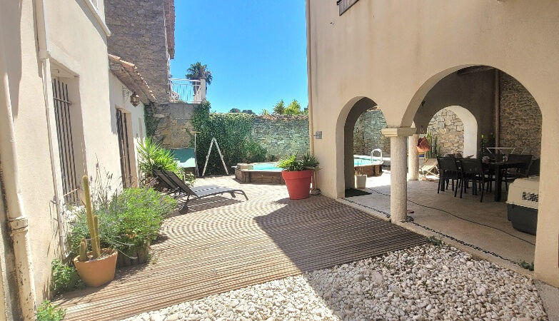 Maison de village - 157 m² - 8 pièces