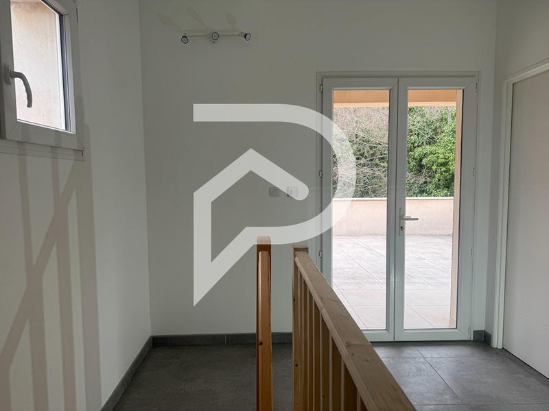 Appartement - 94 m² - 4 pièces