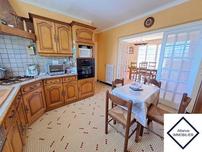 Maison - 80 m² - 5 pièces