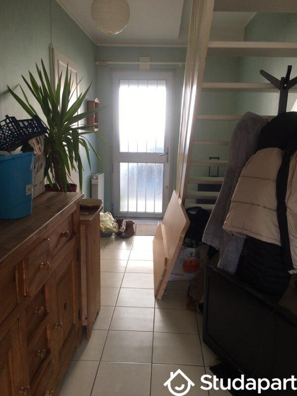 Chambre - 12 m² - 1 pièce