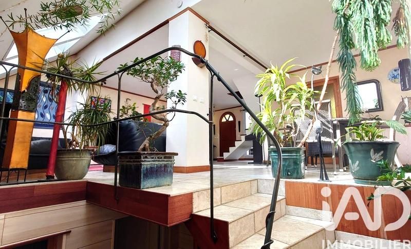 Maison - 146 m² - 6 pièces