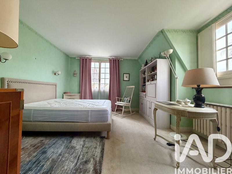 Maison - 166 m² - 6 pièces