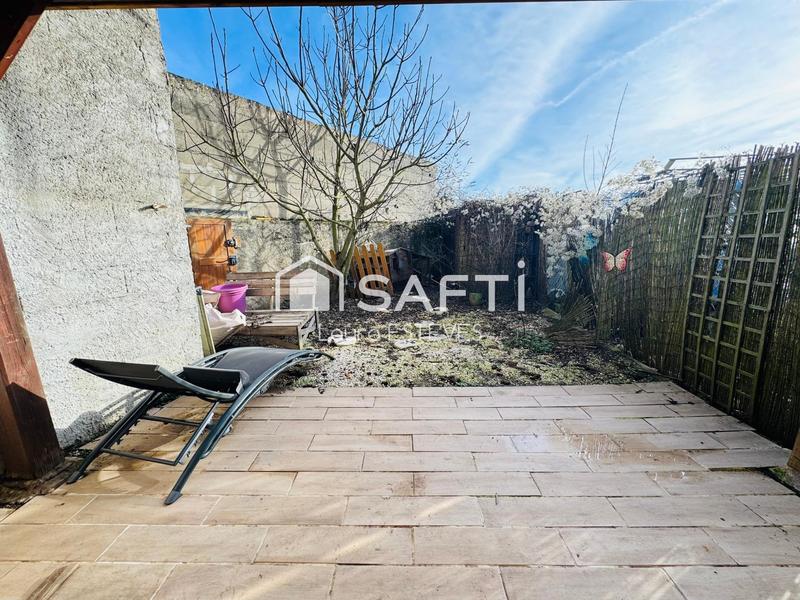 Maison - 90 m² - 5 pièces