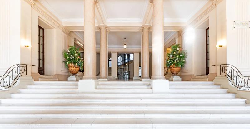 Appartement - 205 m² - 5 pièces