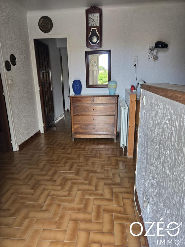 Maison traditionnelle - 173 m² - 8 pièces