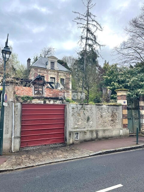 Maison - 148 m² - 10 pièces