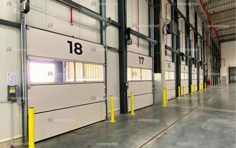 Entrepôt - 6 221 m²