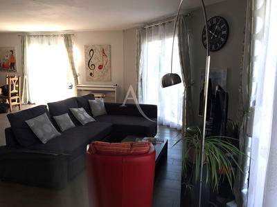 Maison - 168 m² - 7 pièces