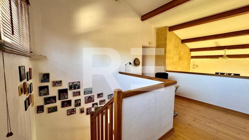 Maison - 217 m² - 7 pièces