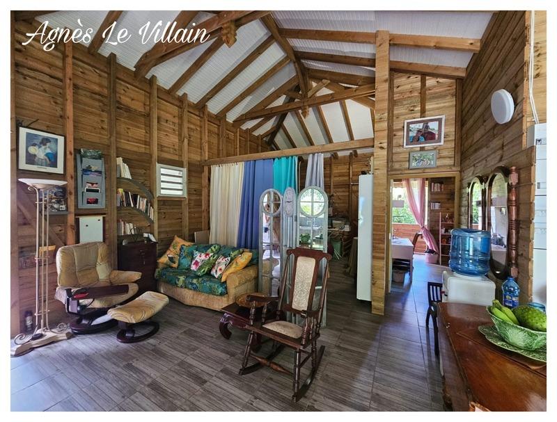 Propriété - 112 m² - 6 pièces