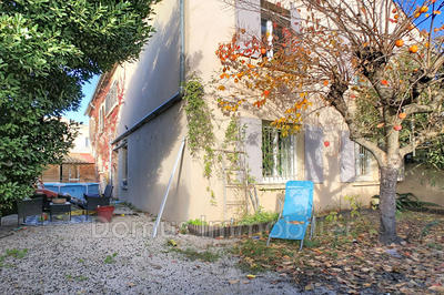 Maison - 288 m² - 13 pièces