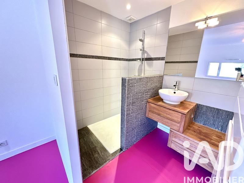 Maison - 96 m² - 5 pièces