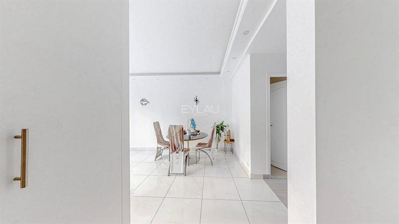 Appartement - 82 m² - 3 pièces