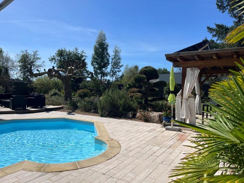 Maison - 189 m² - 5 pièces