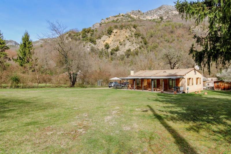 Maison - 93 m² - 3 pièces