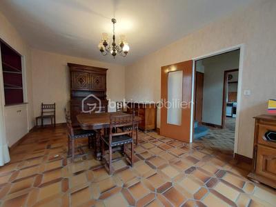 Maison - 95 m² - 4 pièces