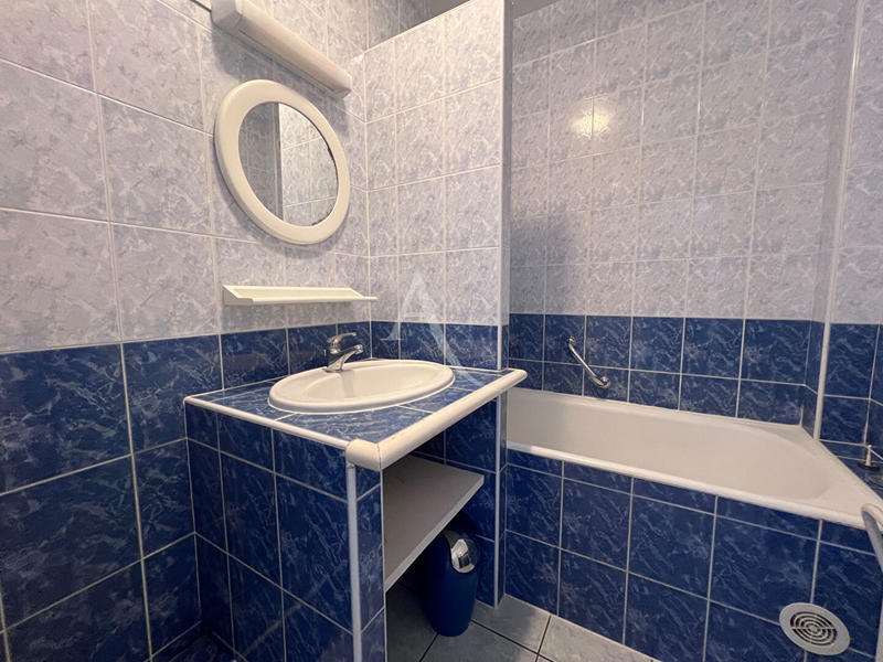 Appartement - 70 m² - 4 pièces