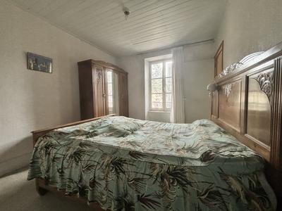 Maison en pierre - 80 m² - 4 pièces