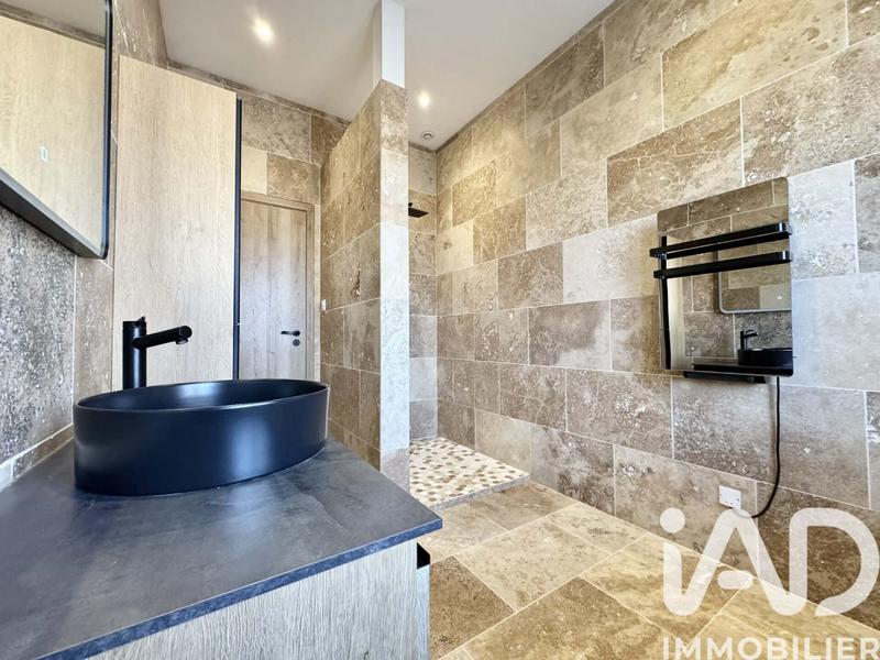 Maison - 98 m² - 5 pièces