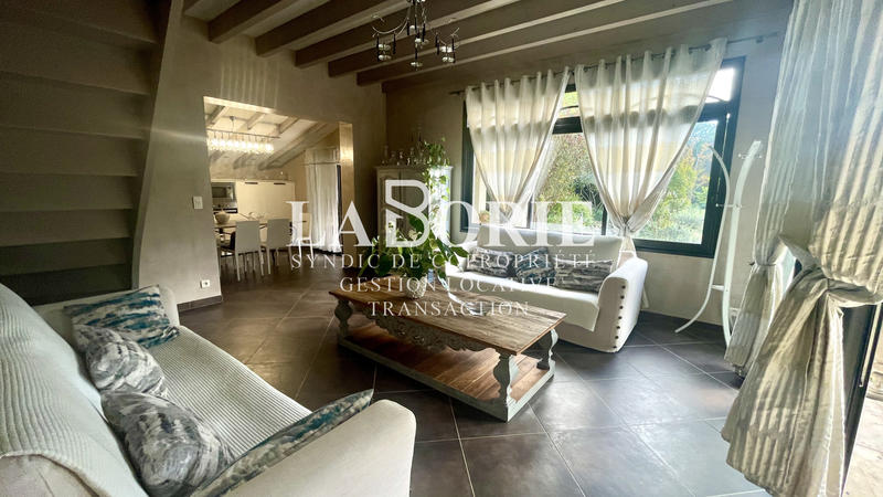 Maison - 80 m² - 4 pièces